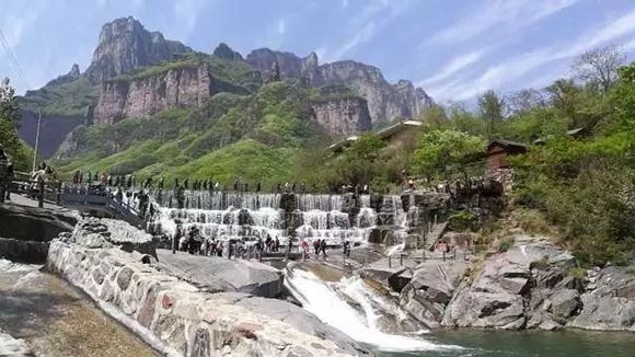 �̹������˿������﹵��չ֮�ã����ഺ��ͬ��д�Ŷ������Ĵ��棡