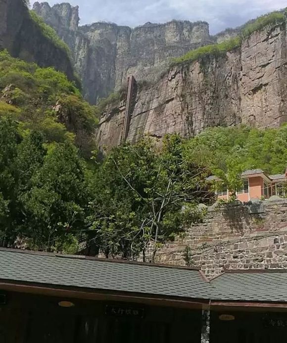 �̹������˿������﹵��չ֮�ã����ഺ��ͬ��д�Ŷ������Ĵ��棡