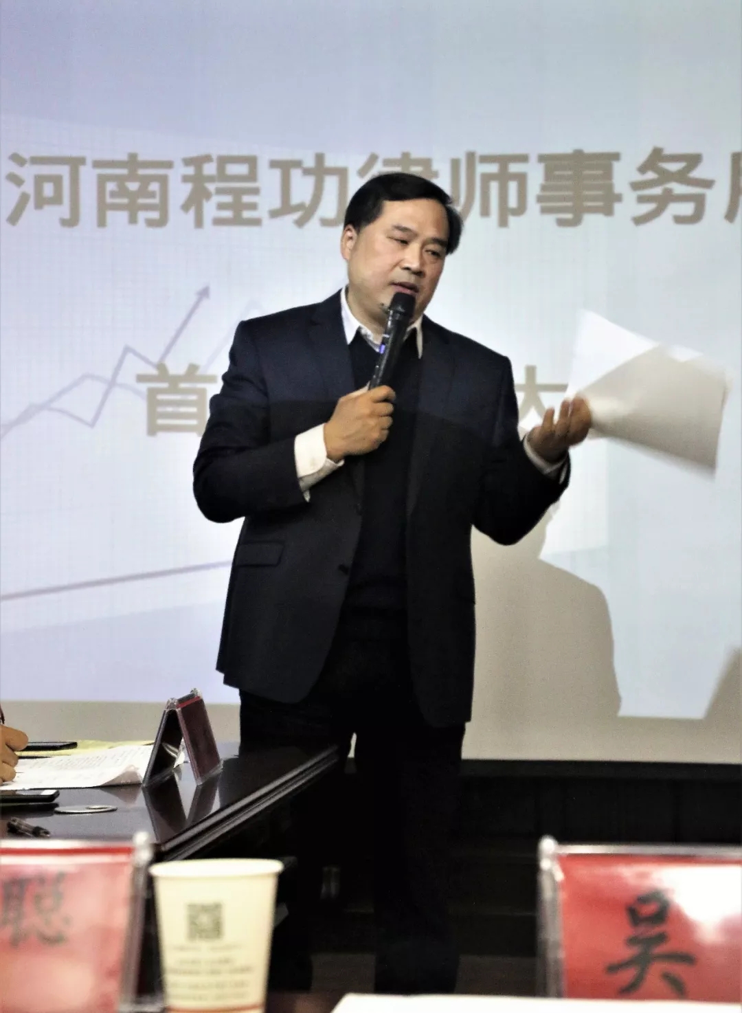 �̹��۽����÷����ڴ�ǹ�ལ�з�һ���