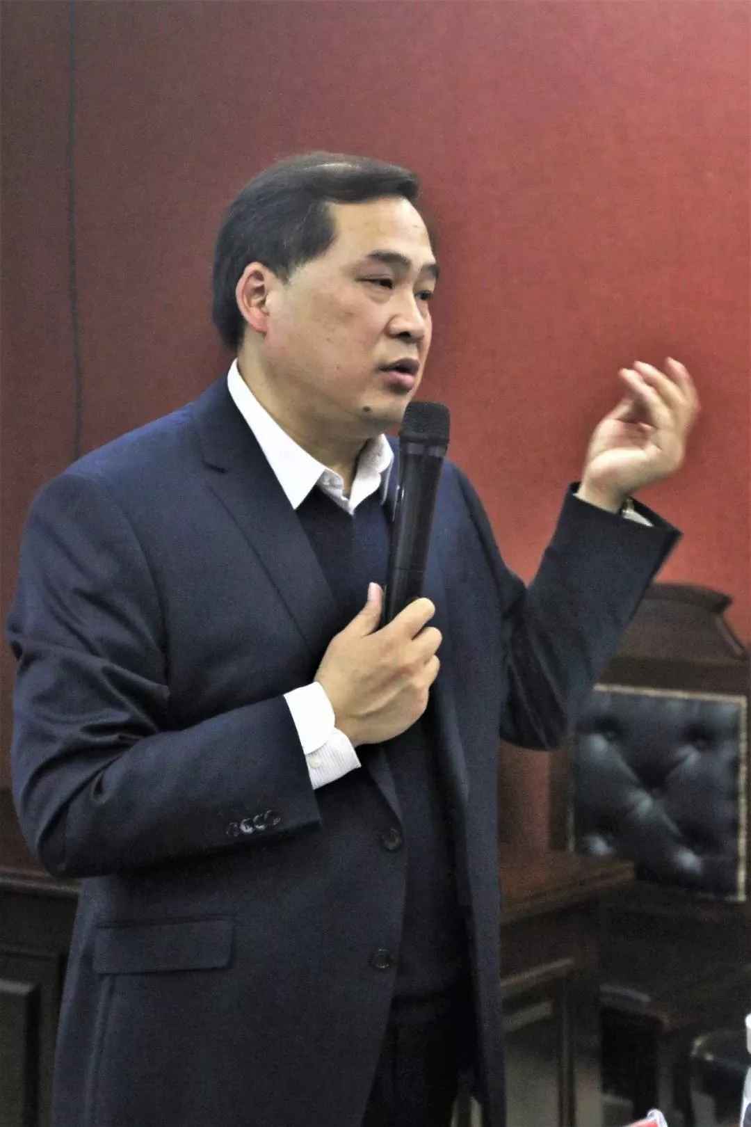 �̹��۽����÷����ڴ�ǹ�ལ�з�һ���