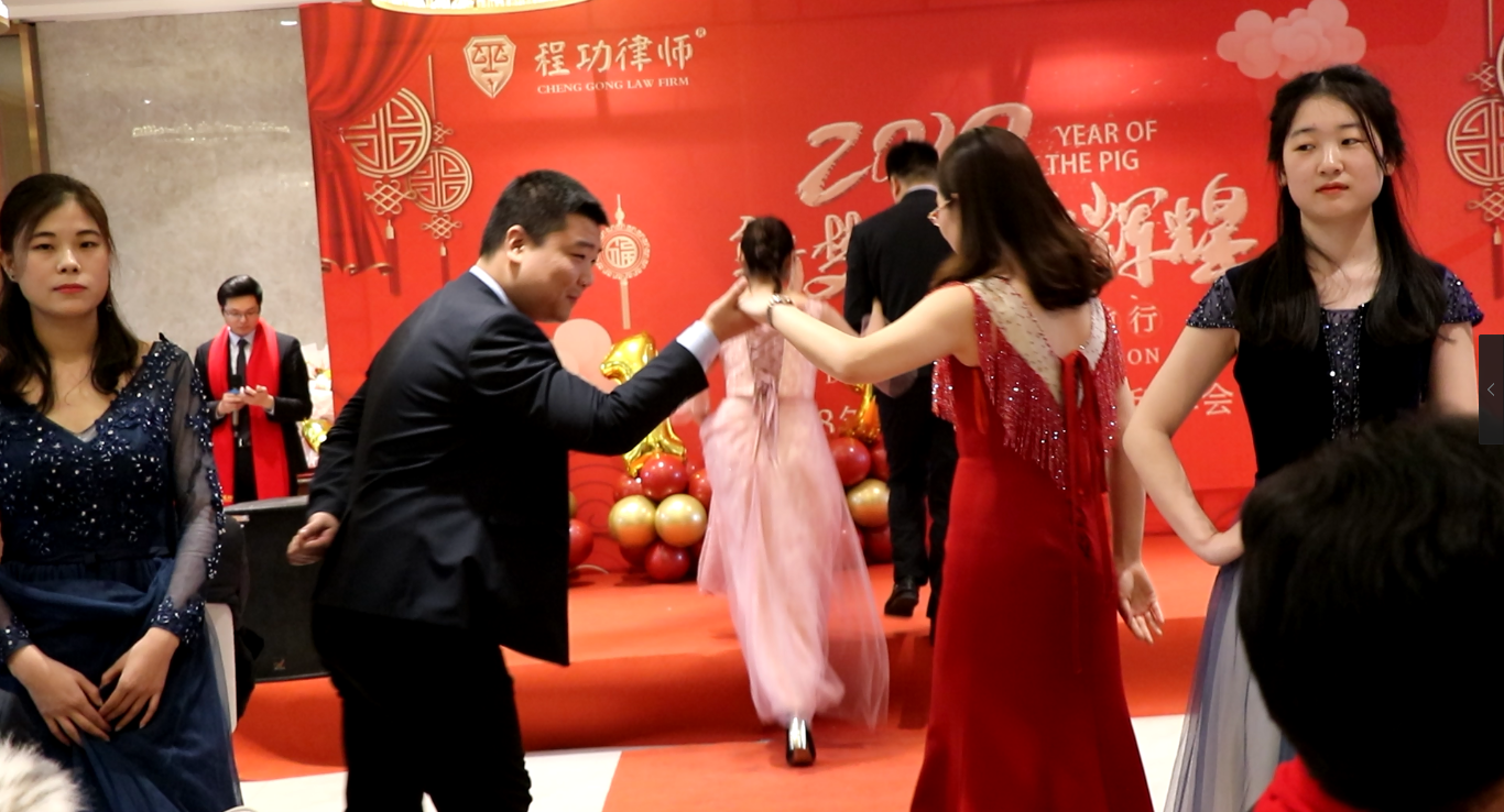 �̹��¾��ɹ��������ϳ̹���ʦ������2018����ʢ��Բ����Ļ