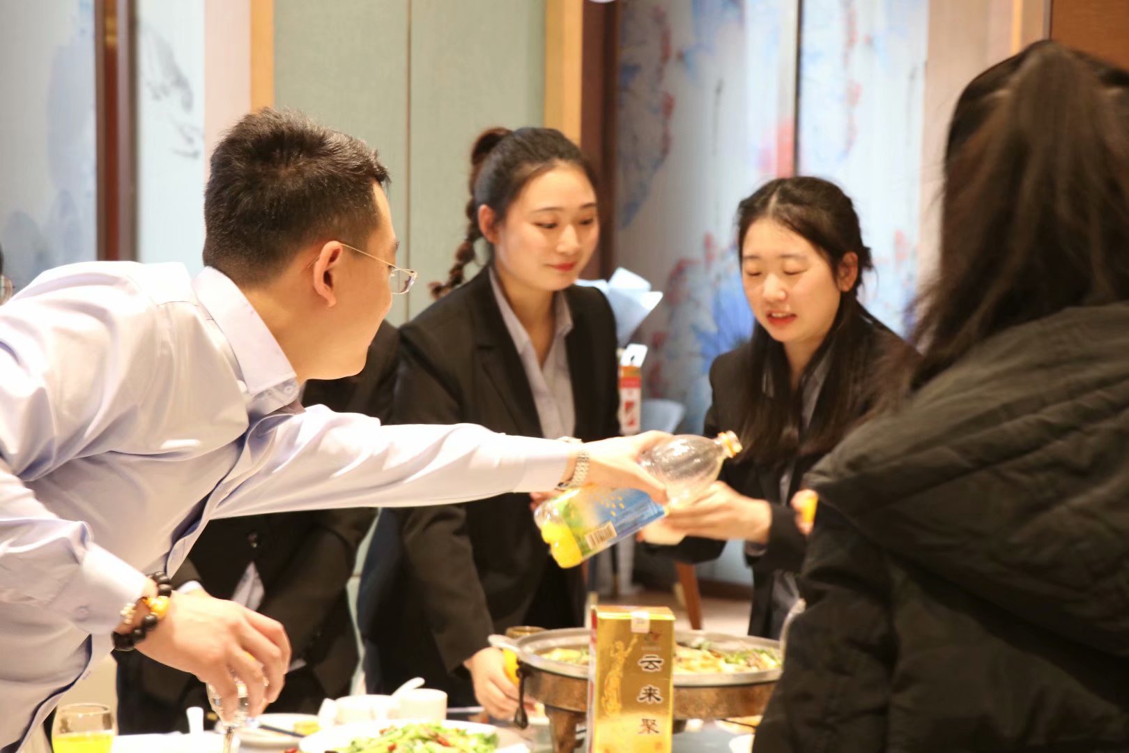 �̹��¾��ɹ��������ϳ̹���ʦ������2018����ʢ��Բ����Ļ