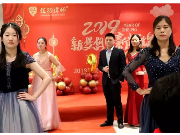 �̹��¾��ɹ��������ϳ̹���ʦ������2018����ʢ��Բ����Ļ��